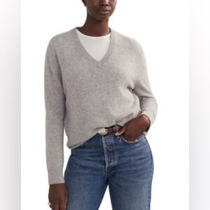 Jenni Kanye Flynn Sweater in Grey Cashmere